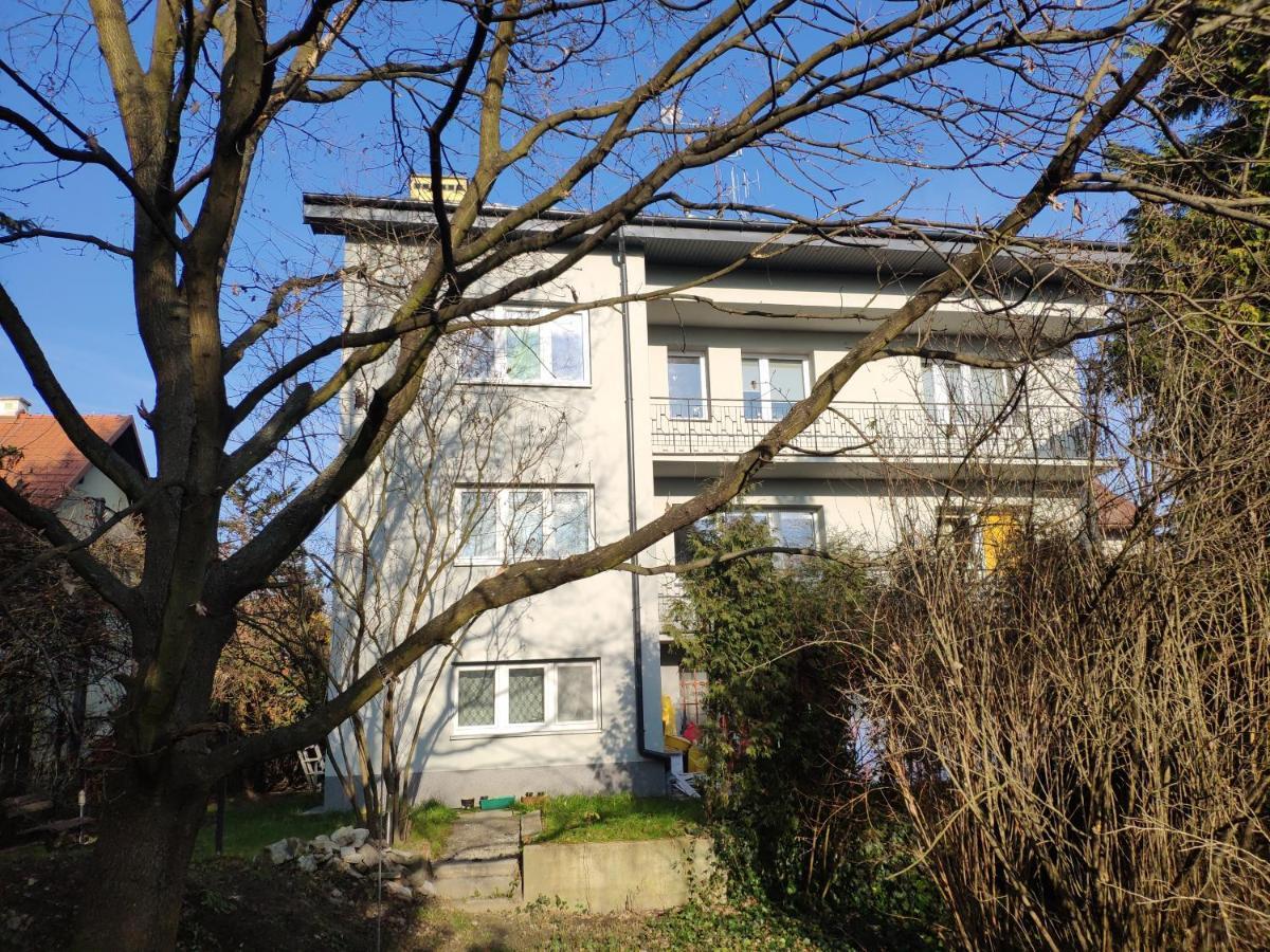 Polarna 8 Cracow Gasthof *
