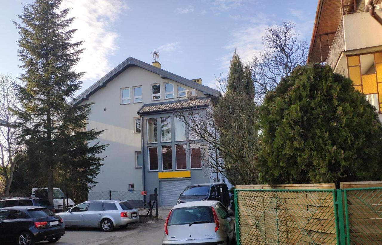 Polarna 8 Cracow Gasthof *